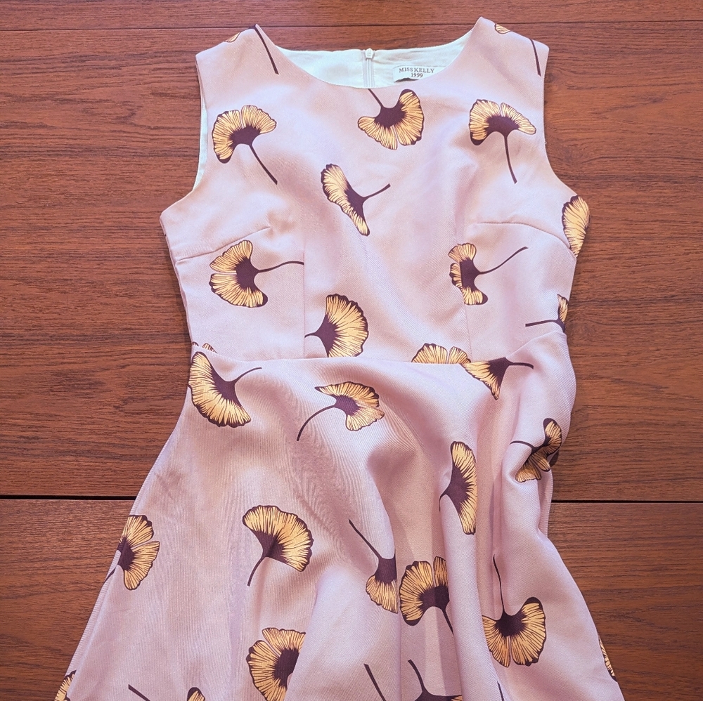 Cute Women's Dress with Ginko Leaves in Pink and Yellow